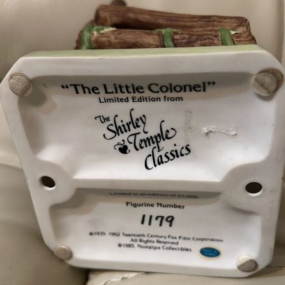 SHIRLEY TEMPLE CLASSIC FIGURINE THE LITTLE COLONEL NOSTALGIA COLLECTIBLES‎ 1985 - Picture 4 of 7